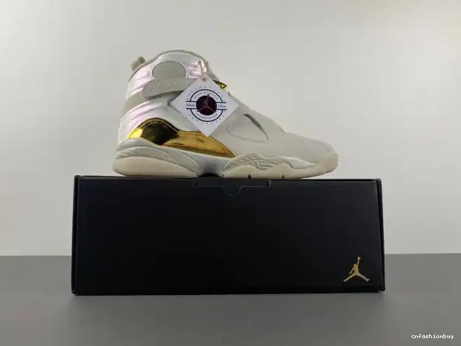 8 Jordan Retro Champagne 832821-030 0706